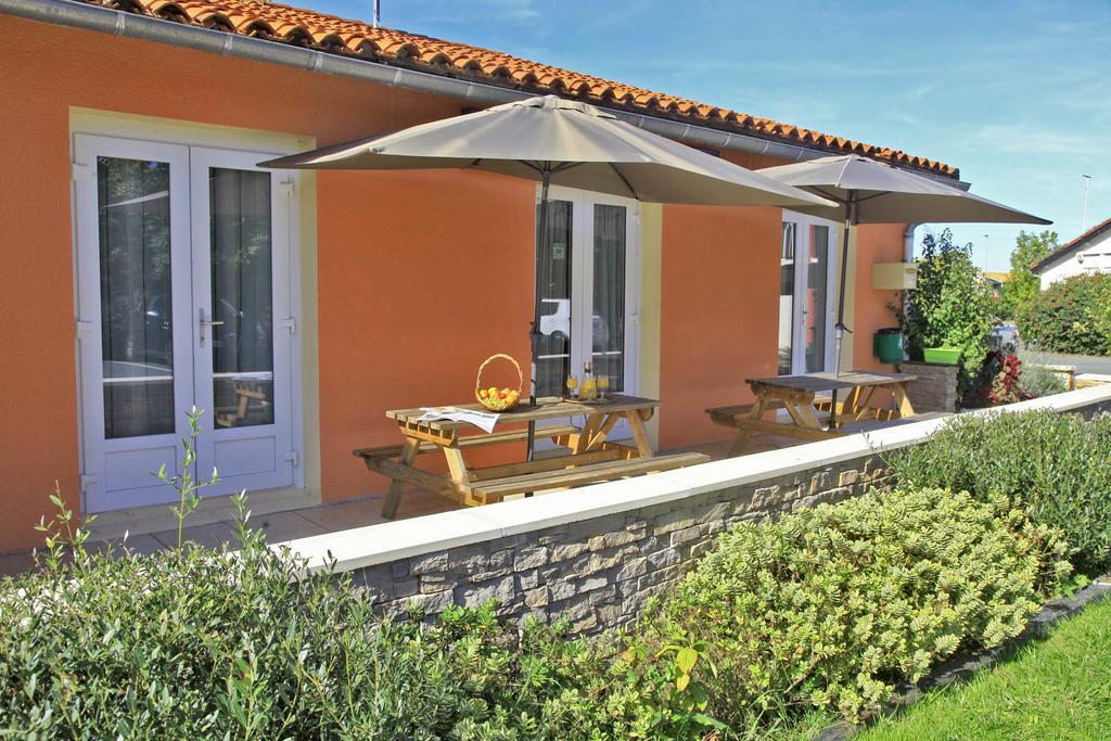 Hôtel O'Nice Saintes Exterior foto